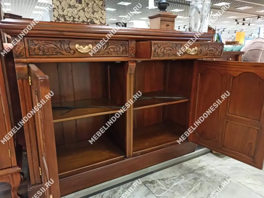 Комод резной из массива   